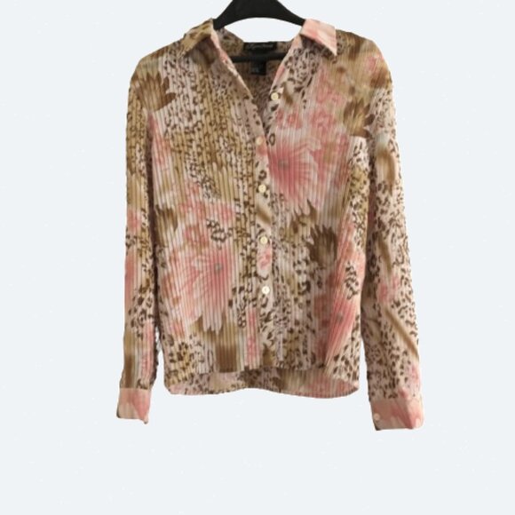 COPY - Karen Arnold accordion pleated floral blouse size M - Picture 1 of 9
